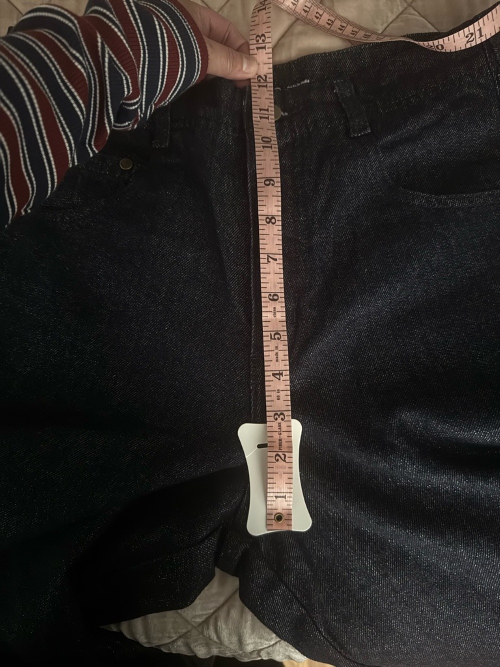 The Aldi Sparkle Mid-Rise Flare Pants by Pilcro, Size 28 - Picture 7 of 7